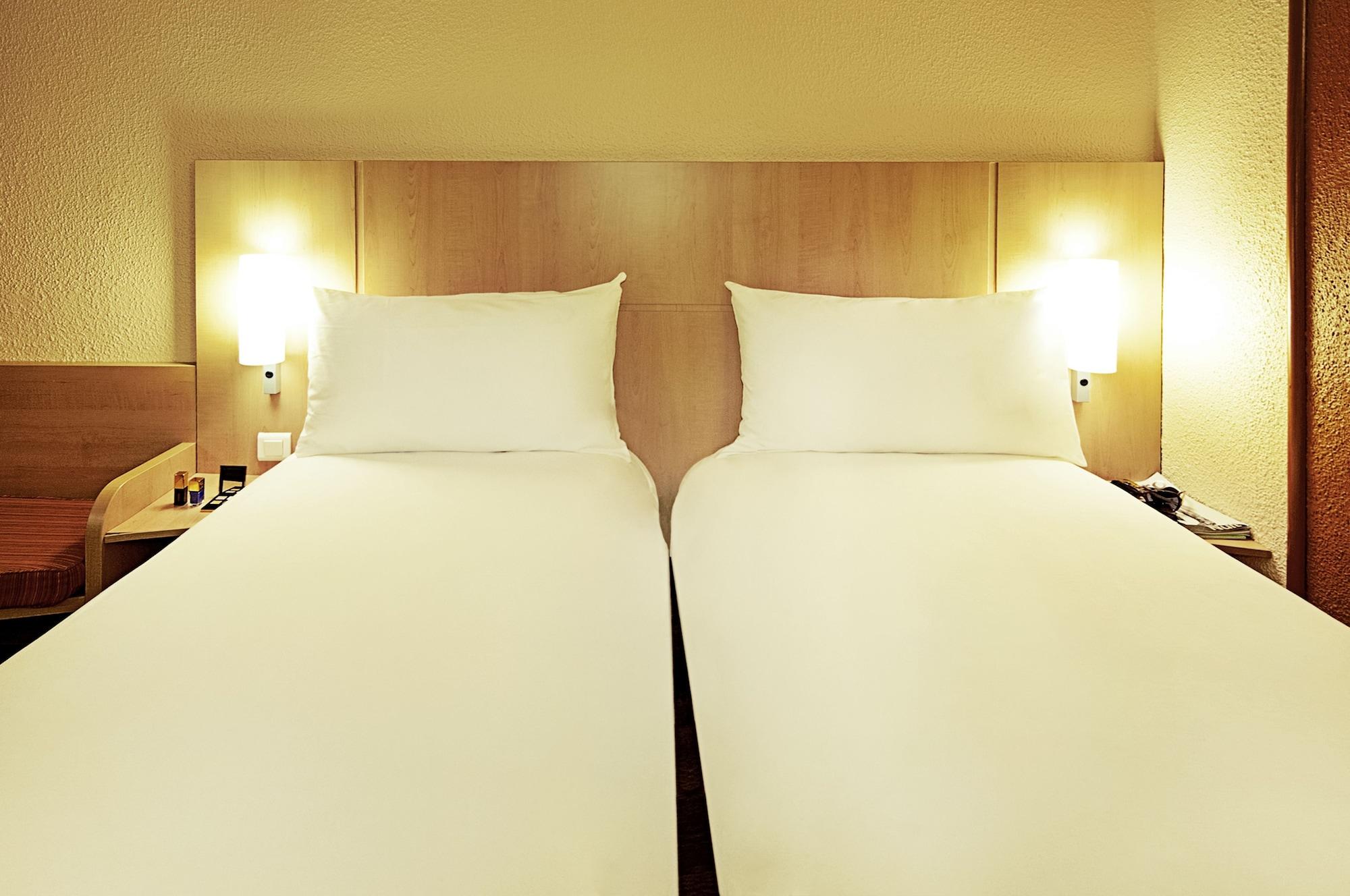 B&B Hotel Rouen Centre Rive Droite Dış mekan fotoğraf