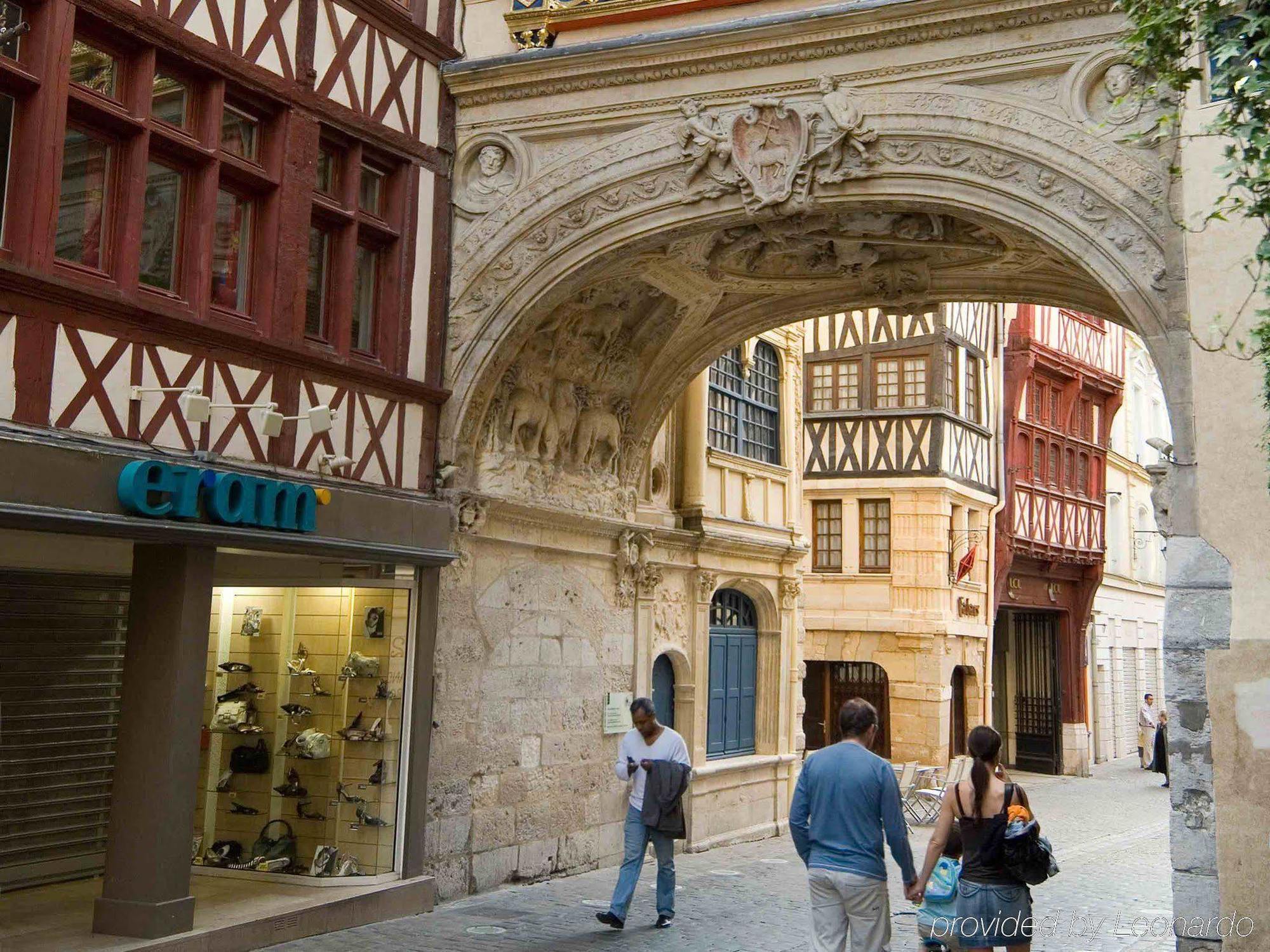 B&B Hotel Rouen Centre Rive Droite Dış mekan fotoğraf